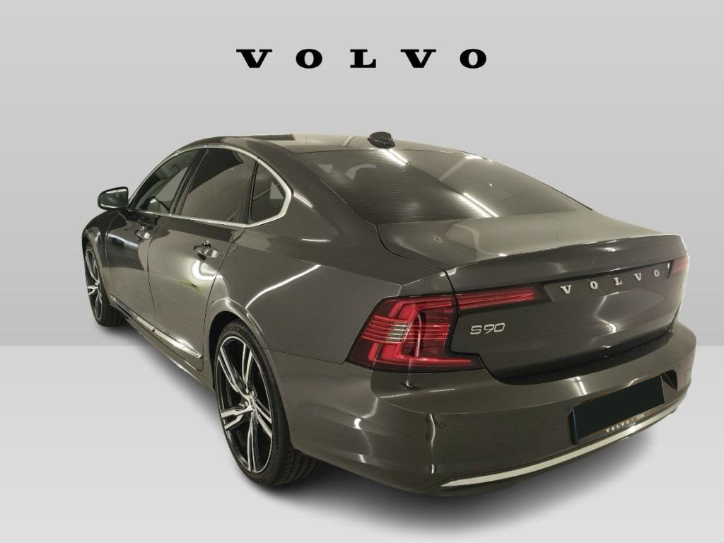 Volvo S90 2022 side view